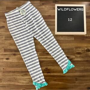 NWT Wildflowers Best Day Ever Trusty  Leggings Gray Blue Stripe Ruffle Knit 12